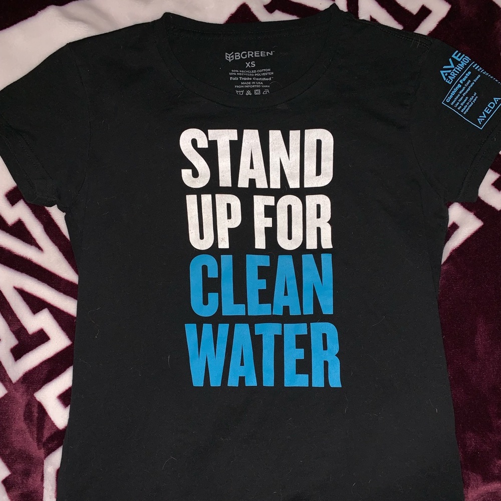 Aveda clean water shirt women’s size XS